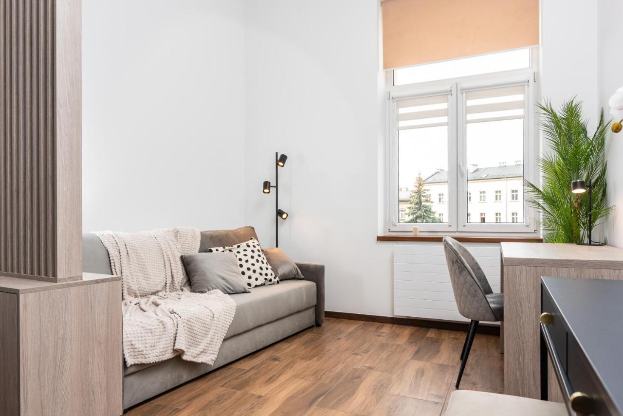 Premium Splendid Old Town Suites - By Upstairs Красков Екстериор снимка