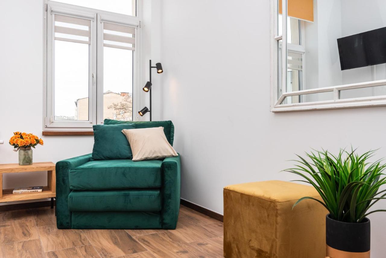 Premium Splendid Old Town Suites - By Upstairs Красков Екстериор снимка
